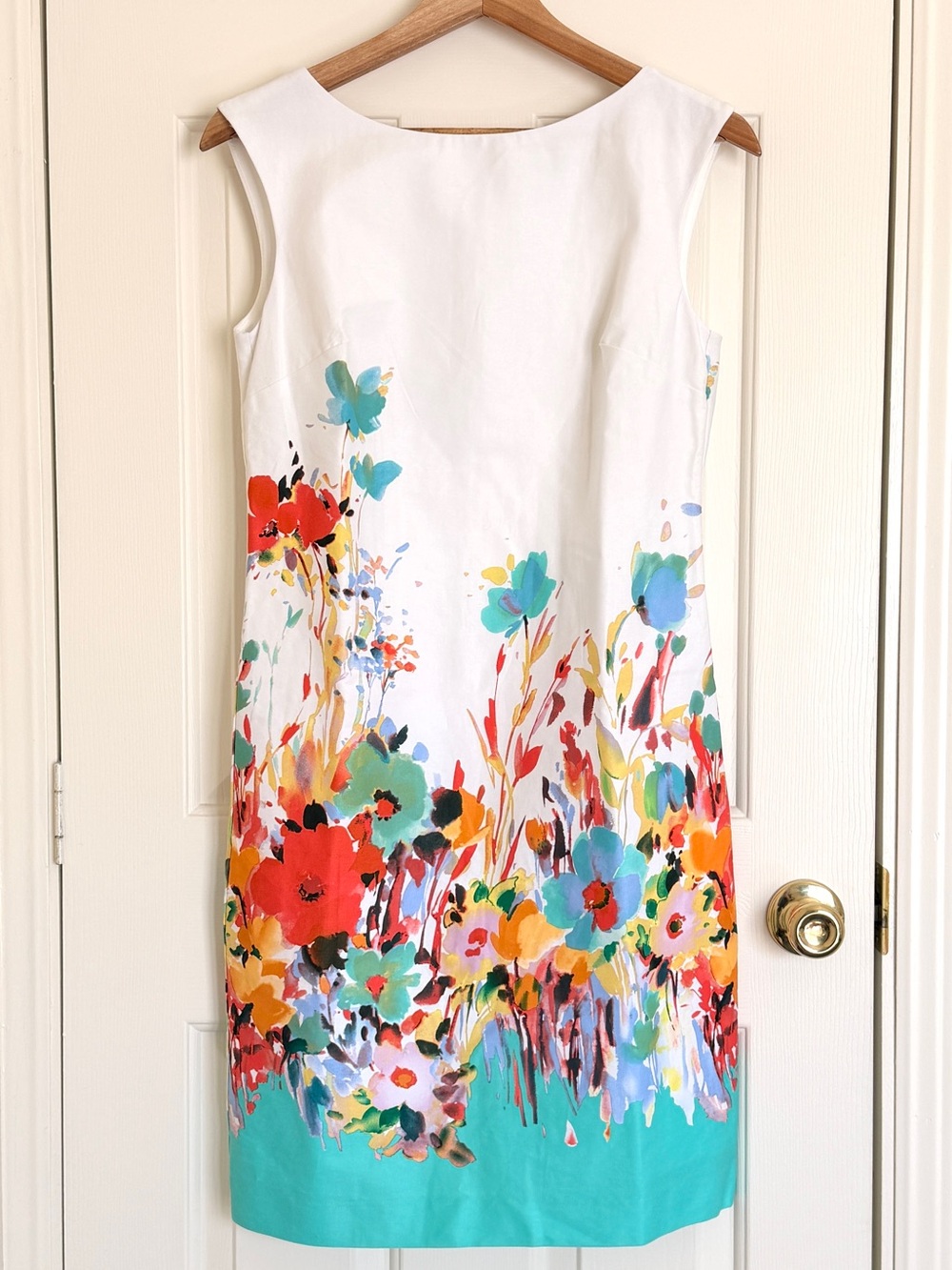 NorthStyle White Floral Dress with Aqua Hem Sz 4